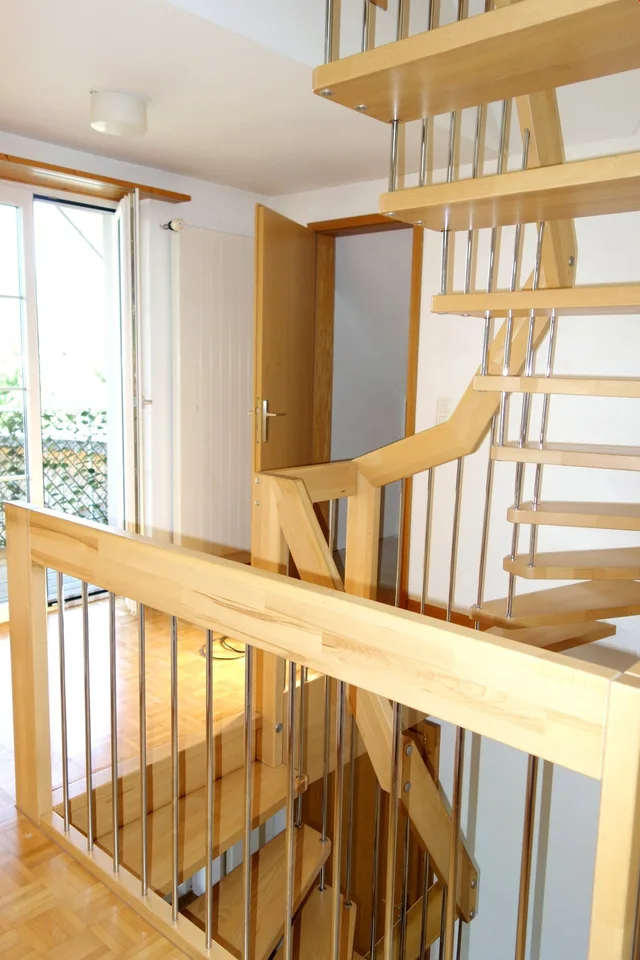 Moderne Altbau 5 1/2 Maisonette Wohnung in ehemaligen Bauernhaus