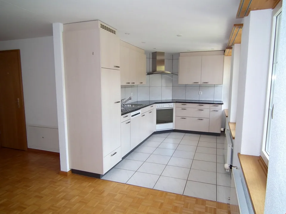 Moderne Altbau 5 1/2 Maisonette Wohnung in ehemaligen Bauernhaus