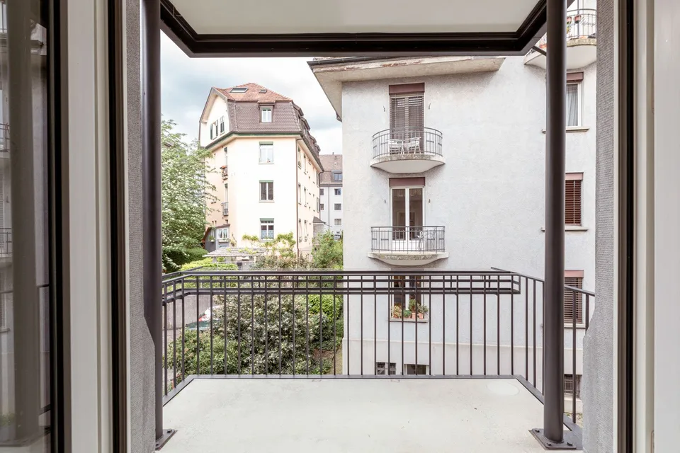 Helle 5.5 Zimmer-Wohnung an zentraler Lage
