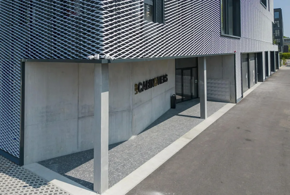 766 m² of activity space in the heart of ZIMEYSA