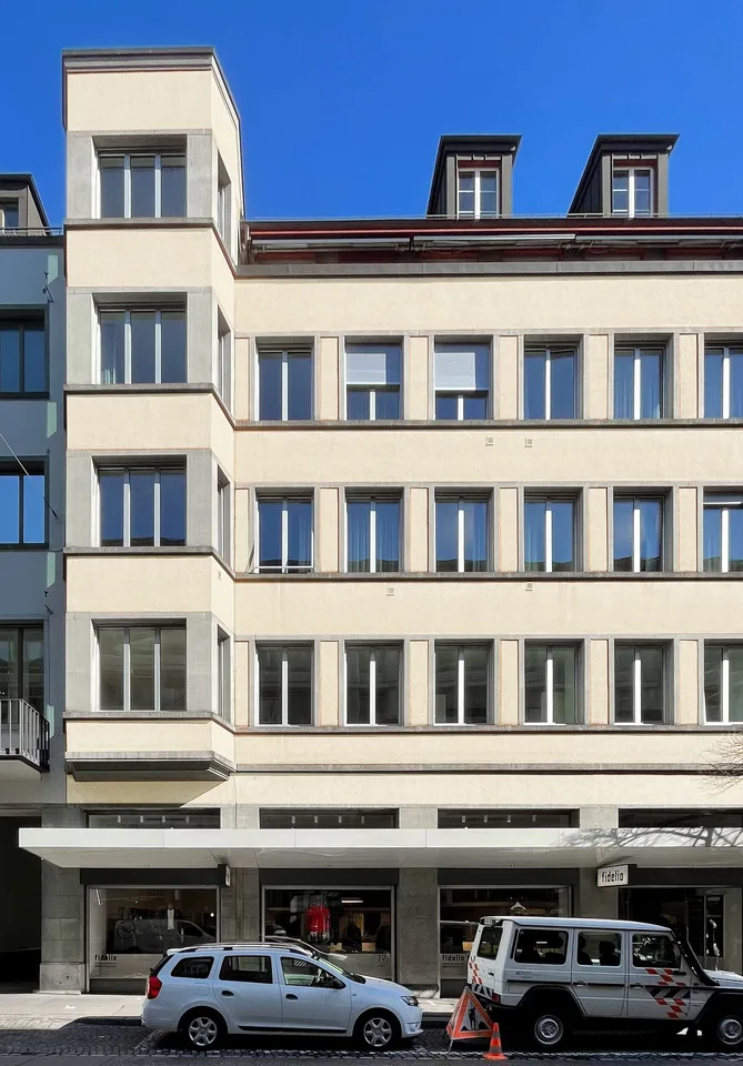 Geschäftshaus Nüschelerstrasse 30