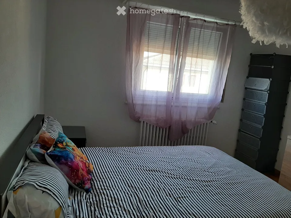 Zimmer möbliert zu vermieten