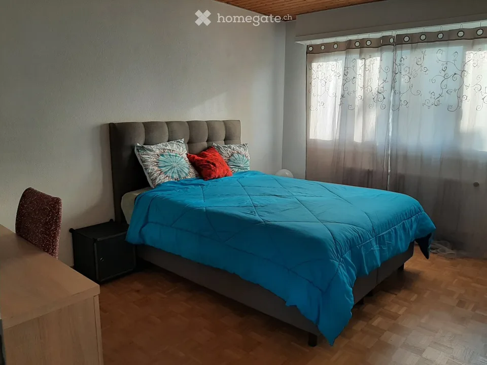 Zimmer möbliert zu vermieten