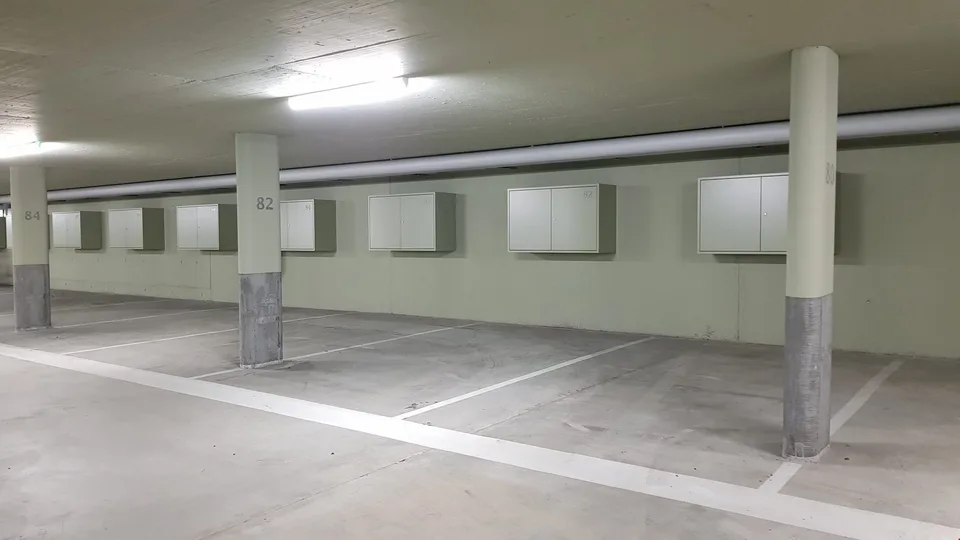L'Opportunità - Parcheggio con/senza Stazione di Ricarica per Auto