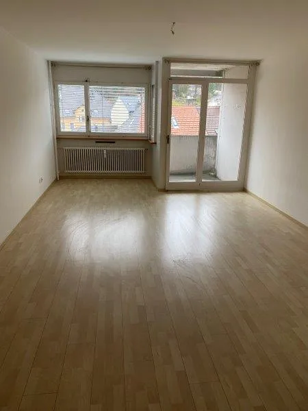 Schönes Dreizimmerapartment