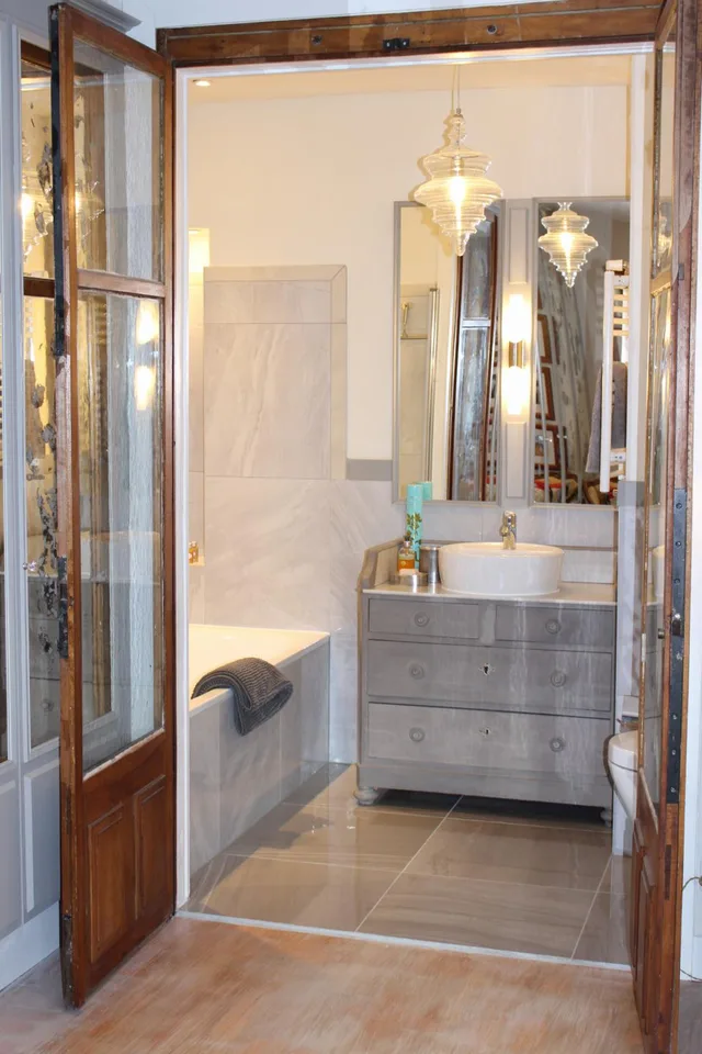 Prächtige möblierte Wohnung mit Garten – Foto 7 von 7