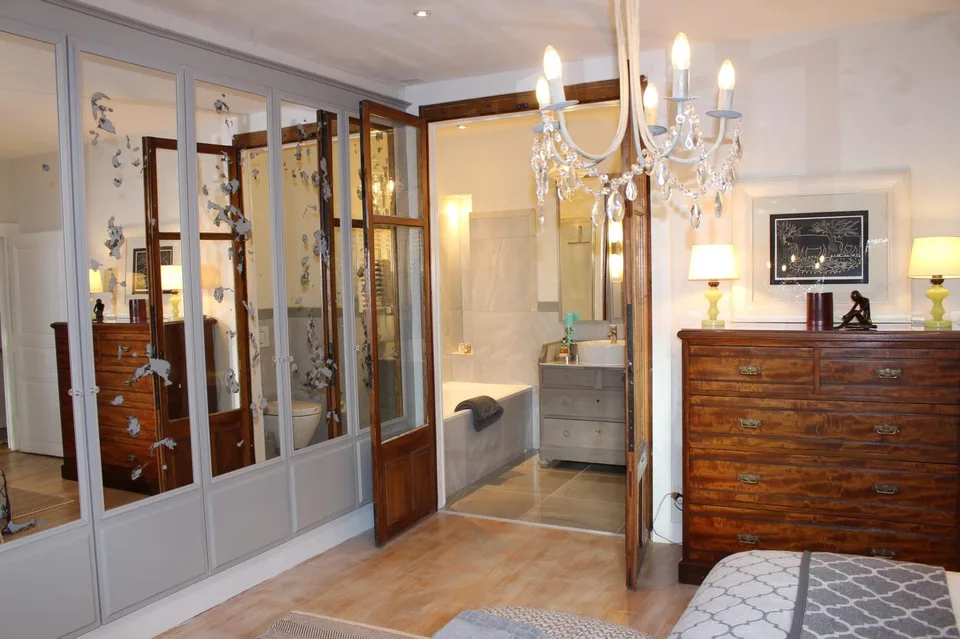 Prächtige möblierte Wohnung mit Garten – Foto 6 von 7