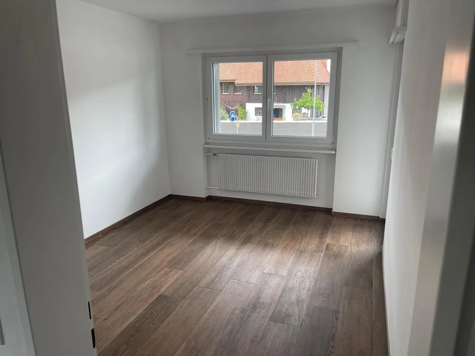 Grosse Wohnung/grand appartement