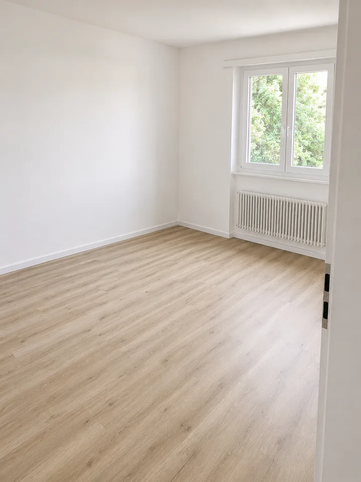 Wohnung mit 3,5 Zimmern komplett renoviert mit 2 Balkonen