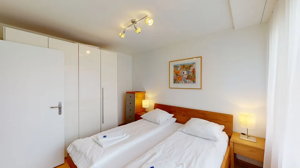 Stilvolle 2-Zimmer-Wohnung mit Balkon in Zürich Wiedikon – Foto 9 von 16