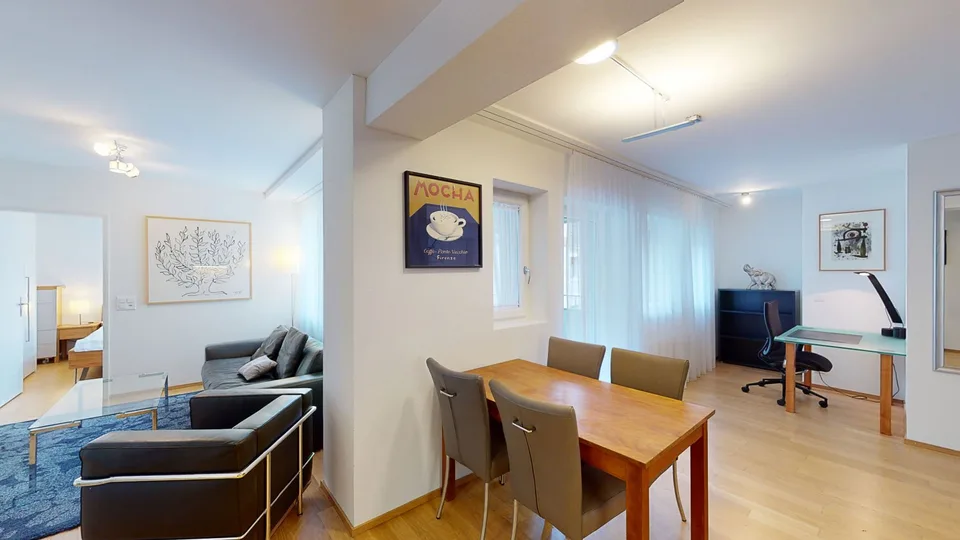Stilvolle 2-Zimmer-Wohnung mit Balkon in Zürich Wiedikon – Foto 7 von 16