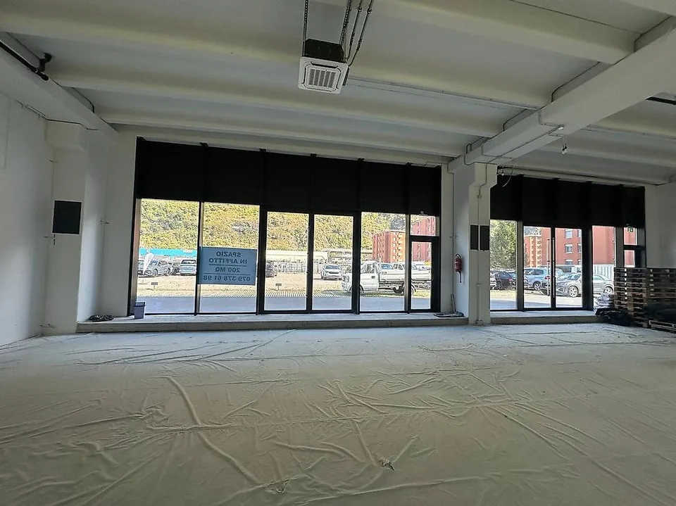 NOUVEAU CENTRE PRADA À BIASCA (dernier espace libre) – photo 8 sur 10