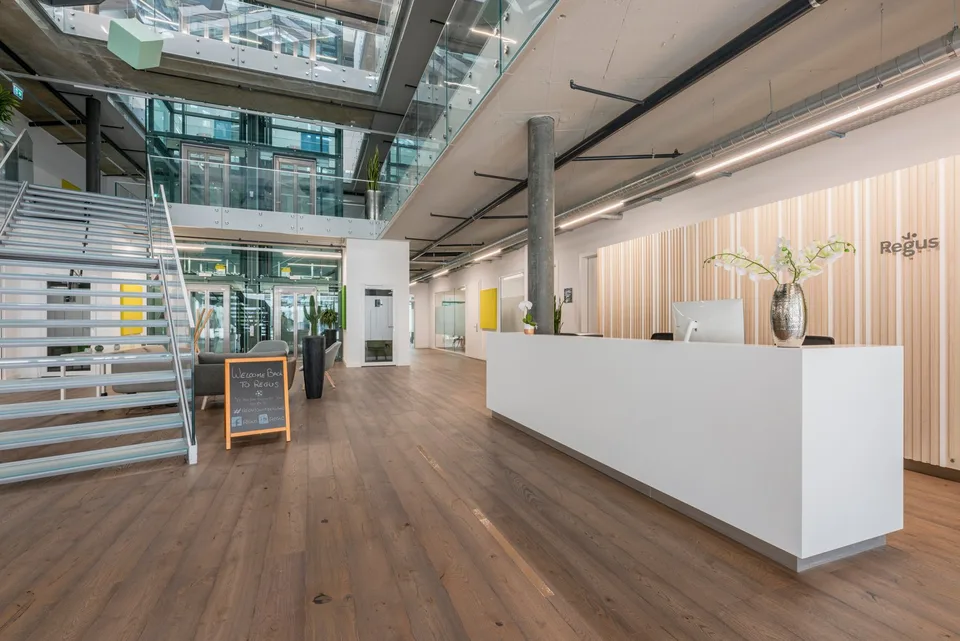 Büro für 10 Personen bei Regus iLife City