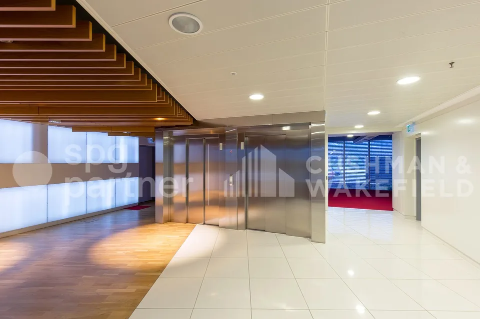 A-One Business Center Büros Plug & Play mit Blick auf den See