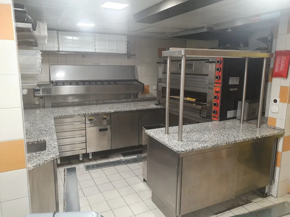 Restaurant im Zentrum von Aigle – Foto 11 von 11