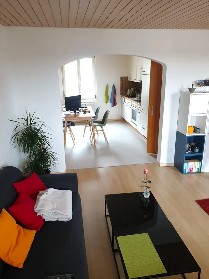 Helle 2.5-Zimmer-Wohnung inkl. Parkplatz in Grenchen