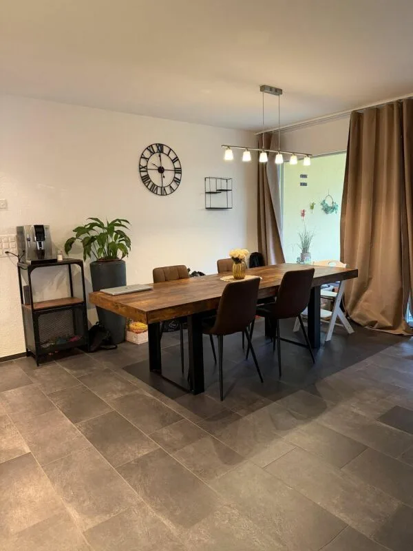 Moderne, helle und attraktive 4,5-Zi. Wohnung