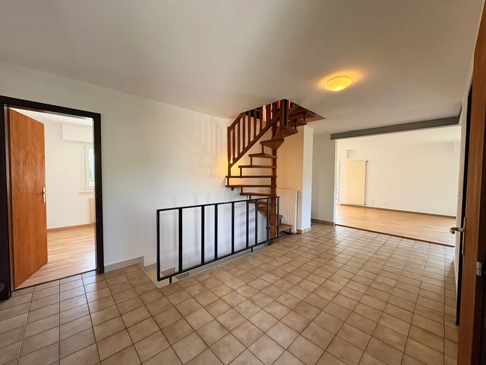 Bex: Affittasi deliziosa casa indipendente di 5.5 locali