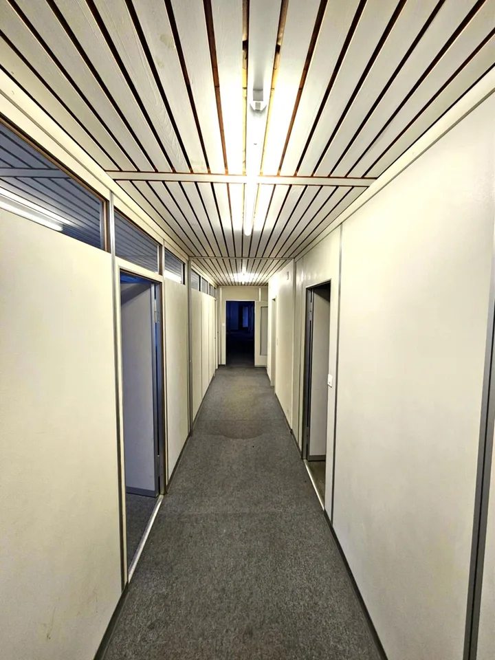 Freie Lager- und/oder Büroflächen nahe Bahnhof Utzenstorf – Foto 7 von 11