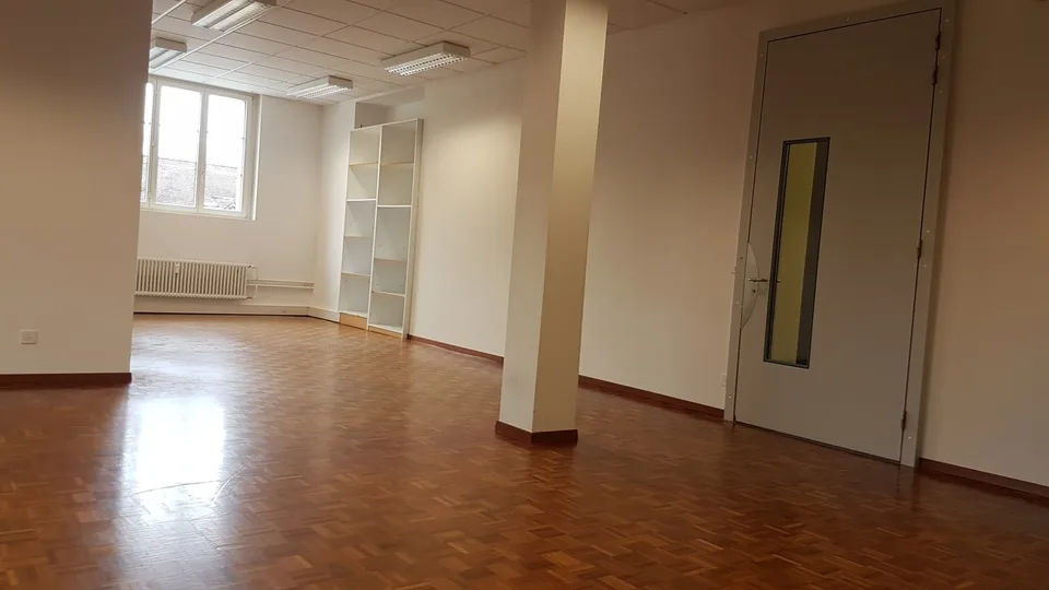Environ 107 m2 d'espace de bureau à Neumühle Töss