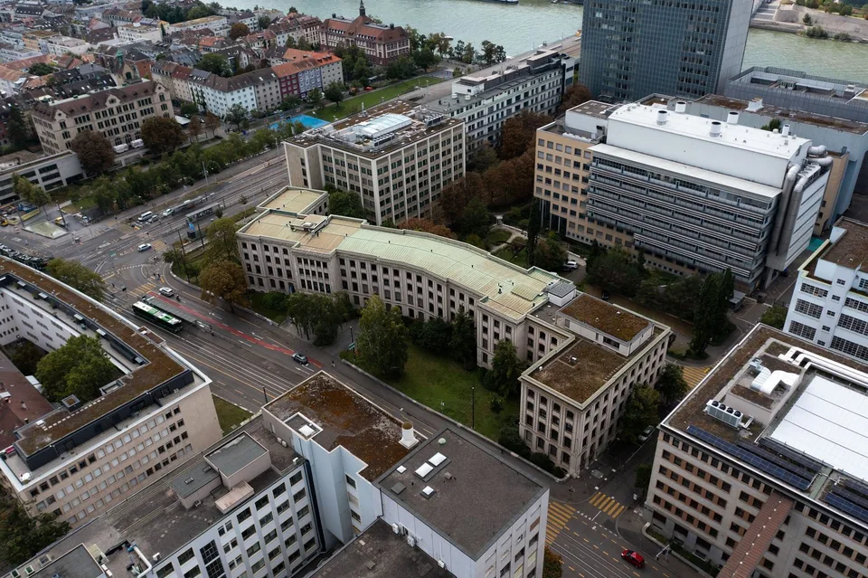 BUREAUX PRIVES (à partir de 10m2) AVEC TOUT À PARTIR DE CHF 549 - SANS DÉPÔT !