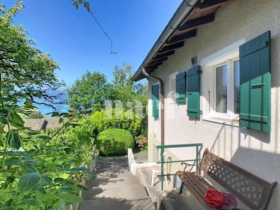 Maison de 3.5 pièces meublée avec jardin