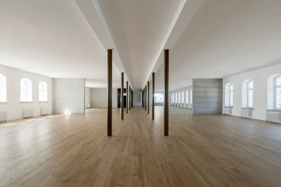 Espace commercial représentatif avec excellente connexion
