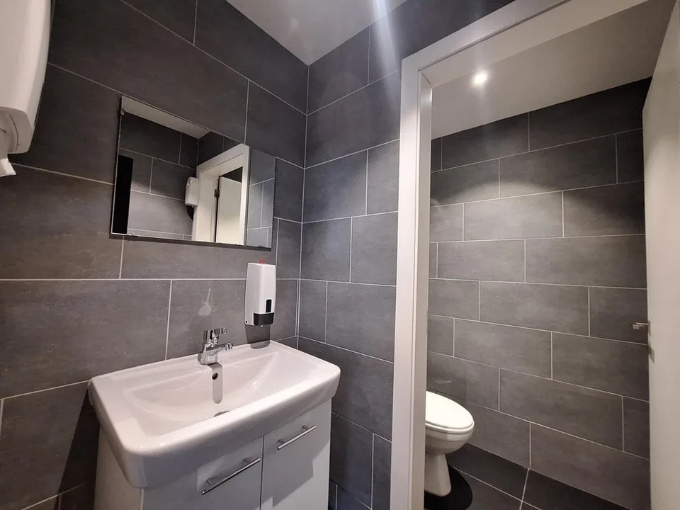 Uffici flessibili di 505 m2 con possibilità di deposito – foto 7 di 8