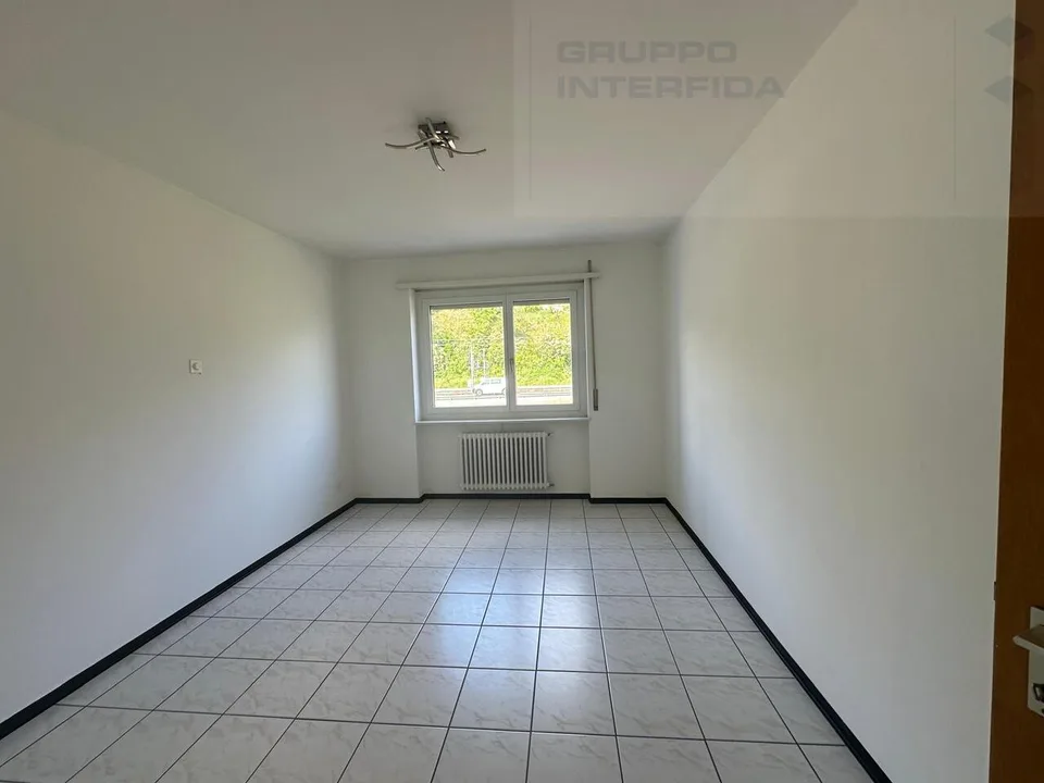 BALERNA - SPAZIOSO APPARTAMENTO 3 LOCALI – photo 7 sur 10