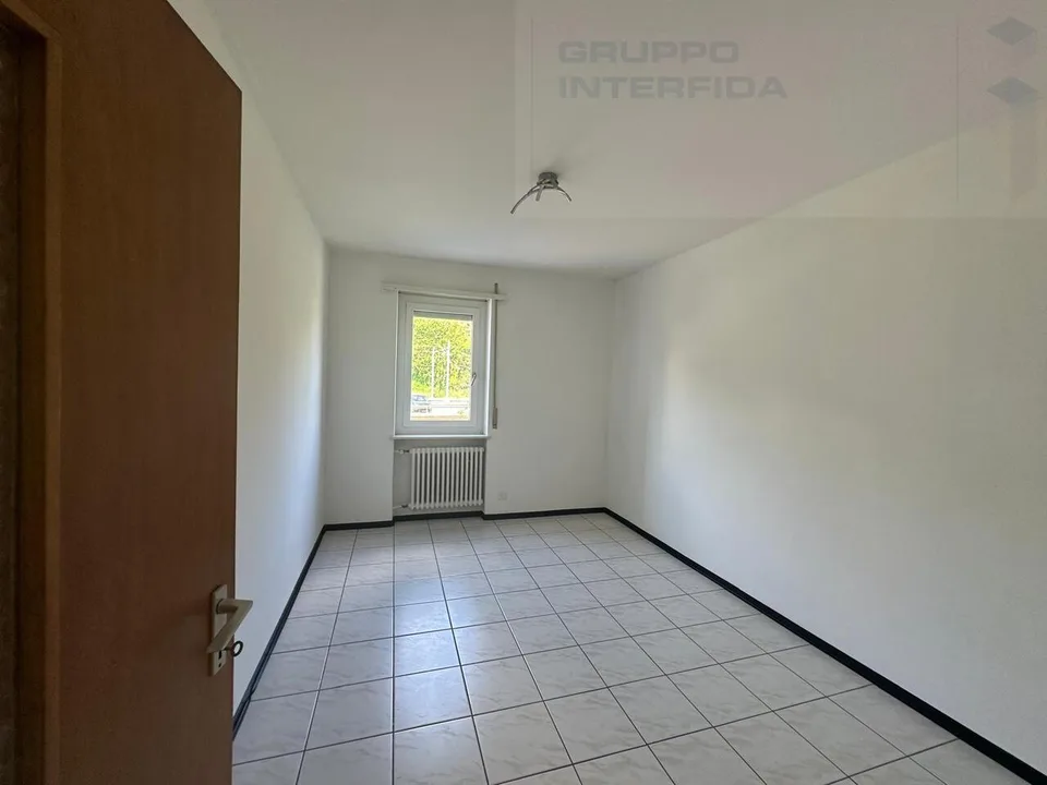 BALERNA - SPAZIOSO APPARTAMENTO 3 LOCALI – photo 6 sur 10