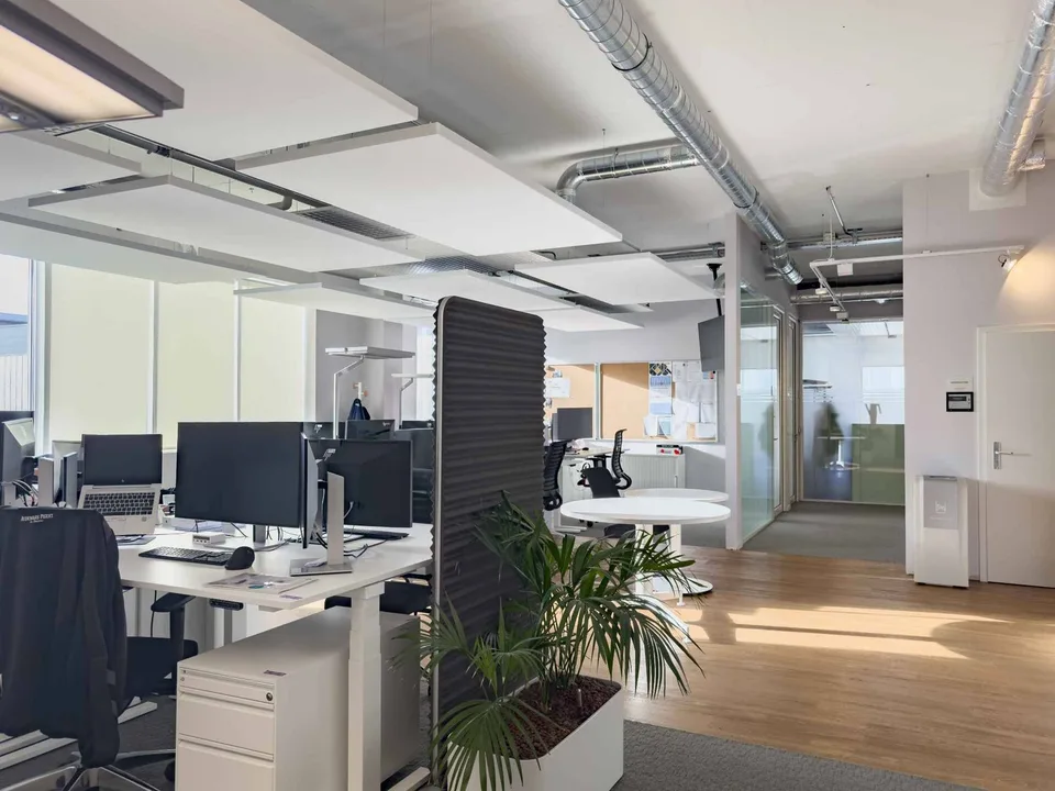 Büros mit 150 m² in Meyrin