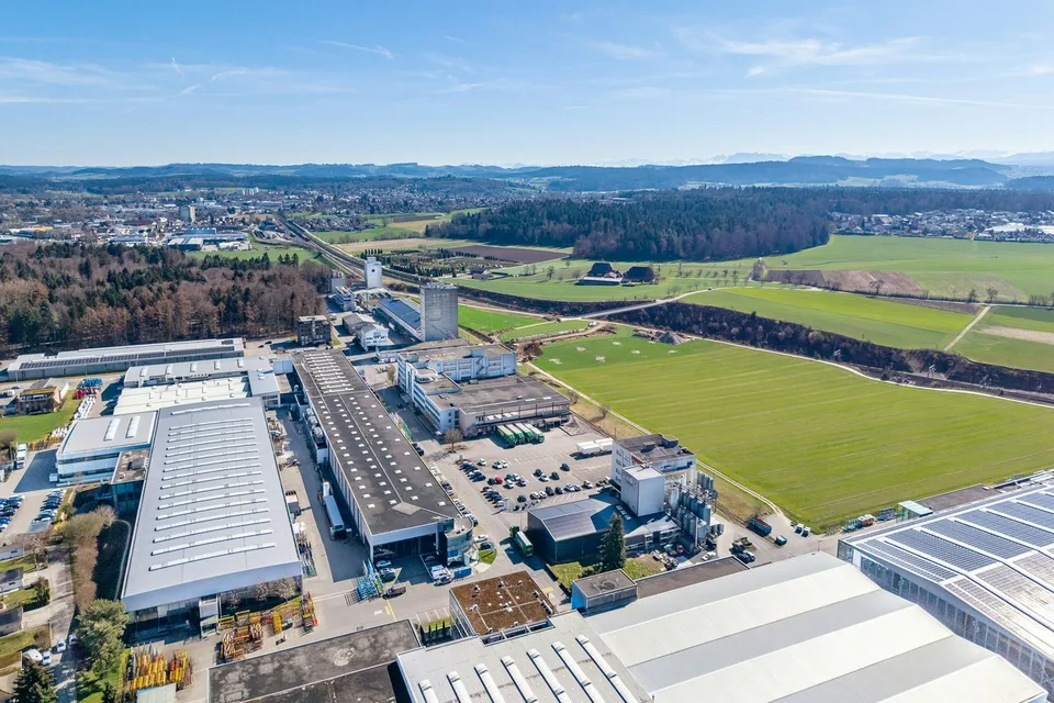 Bis zu 20'000 m2 attraktive Lager- & Logistikflächen - ab 2028 verfügbar in Bützberg