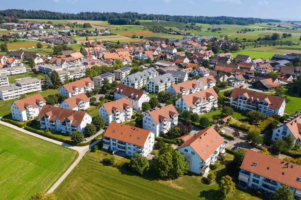Motorrad-Einstellplatz in Watt-Regensdorf zu vermieten!