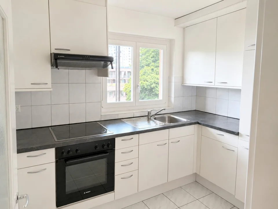 3-Zimmer-Wohnung im Herzen von Zürich - ENGLISH BELOW