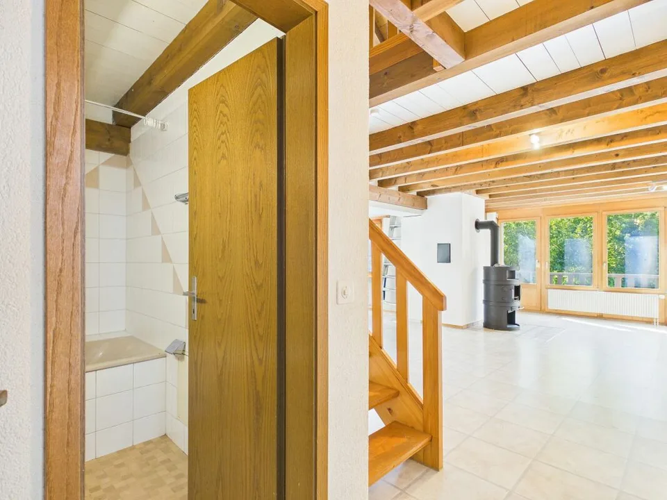 Duplex-Wohnung mit Garten im Zentrum von Windisch