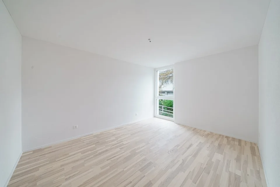 HOCHWERTIG WOHNEN MIT SONNIGEM BALKON