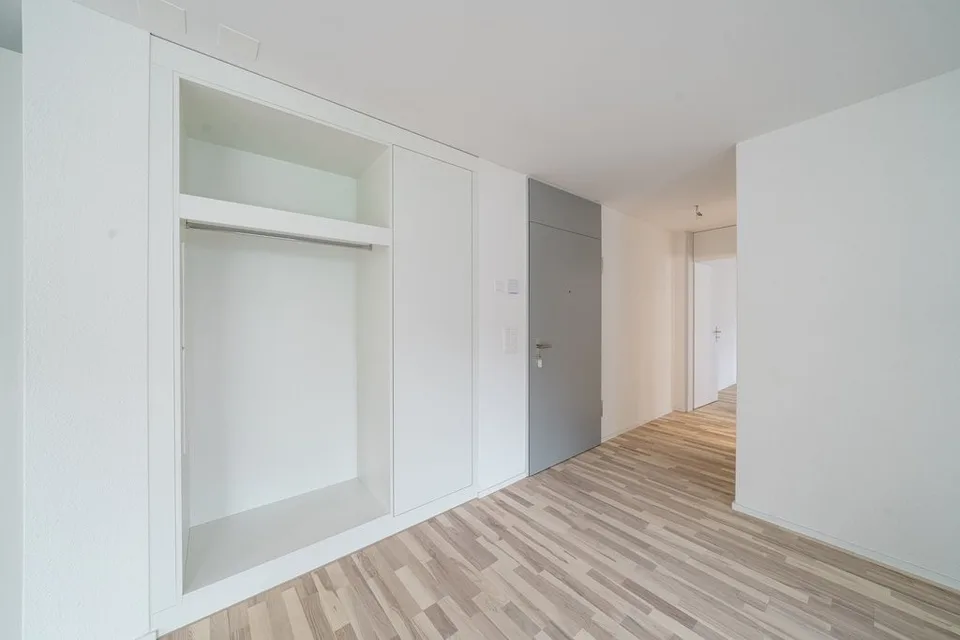 HOCHWERTIG WOHNEN MIT SONNIGEM BALKON