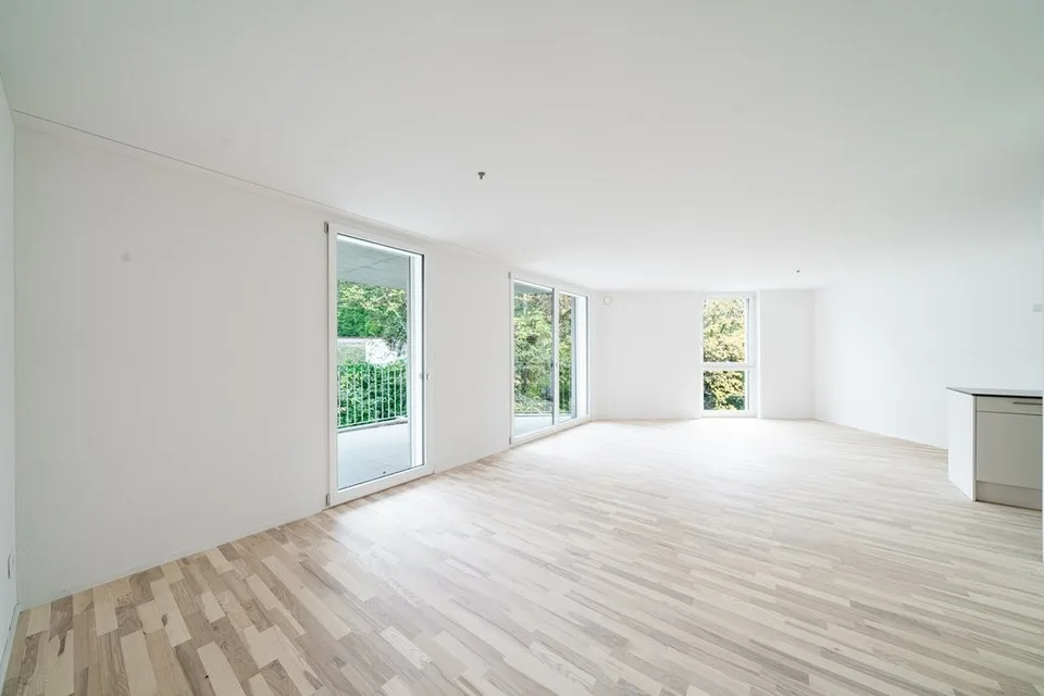 HOCHWERTIG WOHNEN MIT SONNIGEM BALKON