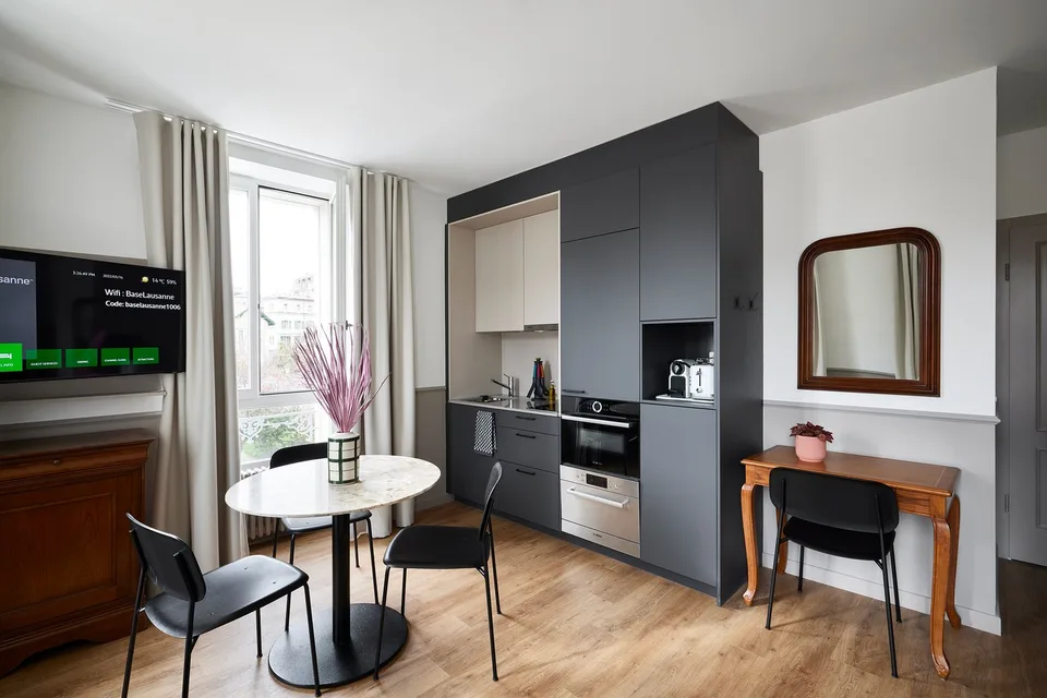 Charmanter Apartment mit 2.5 Zimmern und Balkon in Lausanne