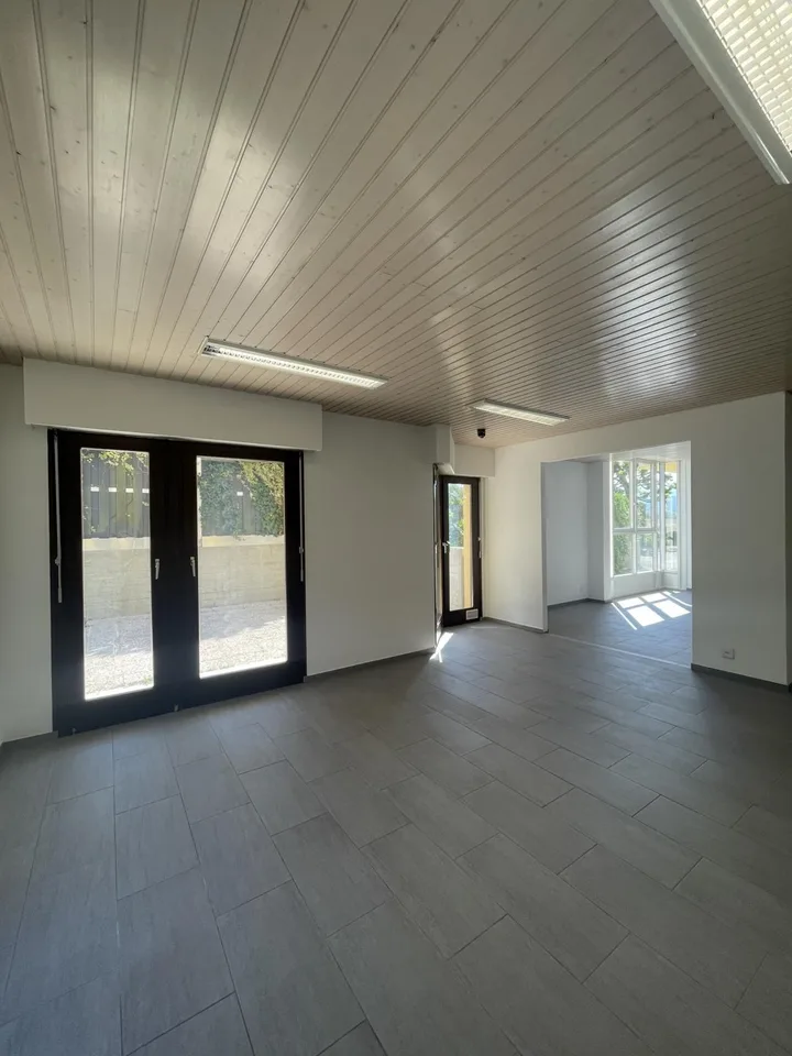 In affitto: Ufficio / Locale professionale a Bogis-Bossey