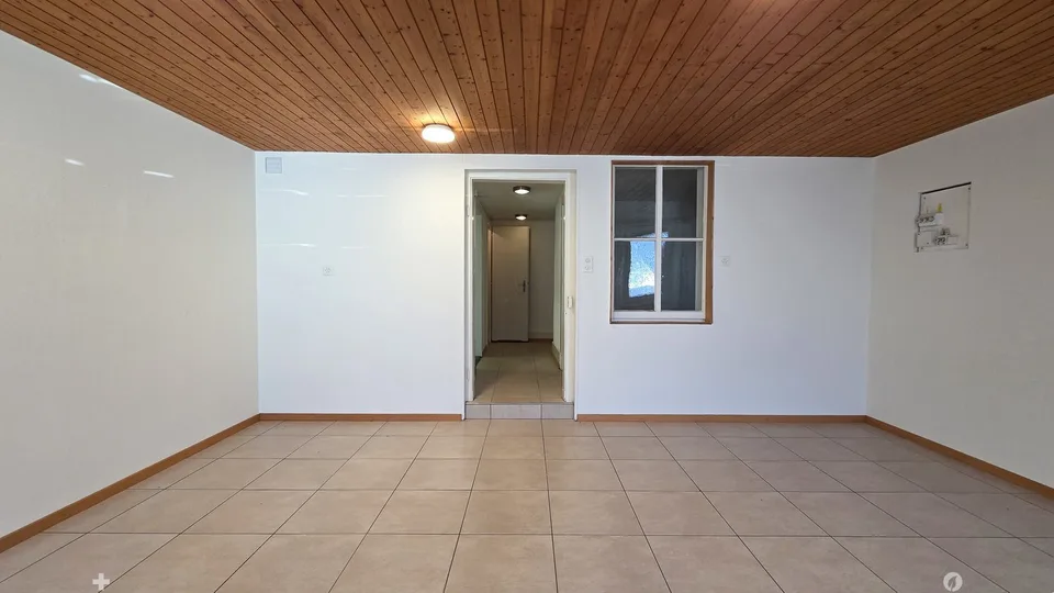 2.5-Zimmer Praxisräume / Atelier in Biel - Bözingen