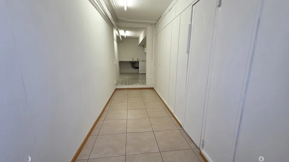 2.5-Zimmer Praxisräume / Atelier in Biel - Bözingen