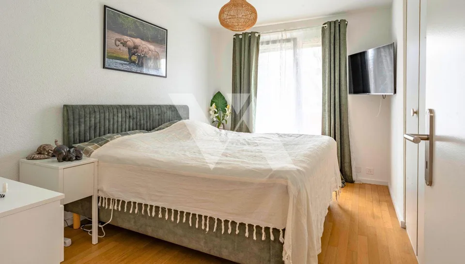 Zu verkaufen - Renovierte Familienvilla mit Garten und Terrasse