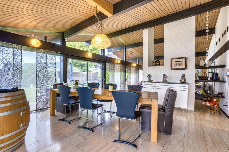 6.5 Zimmer Einfamilienhaus mit sehr grosser Garage