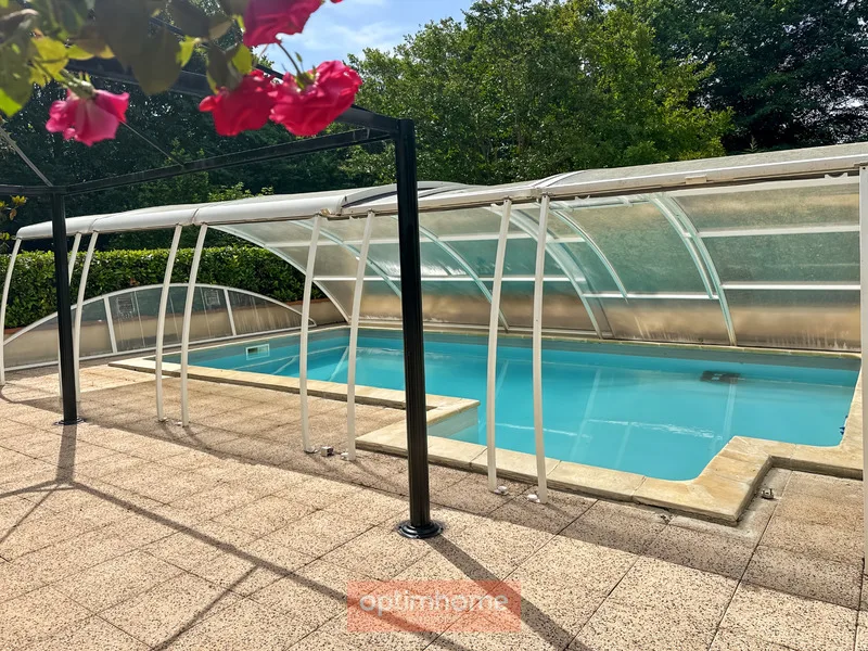 Villa T4 mit überdachtem Pool, umschlossener Garten für etwa 1800 – Foto 6 von 13