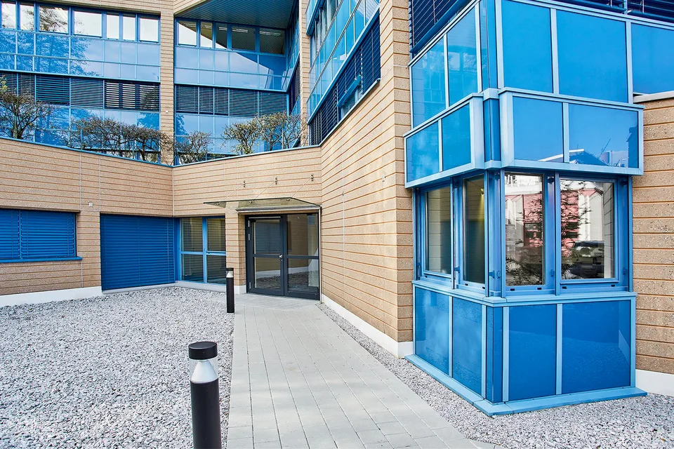 Ihr neuer Arbeitsplatz in gepflegter Liegenschaft an der Bönirain­strasse in Thalwil