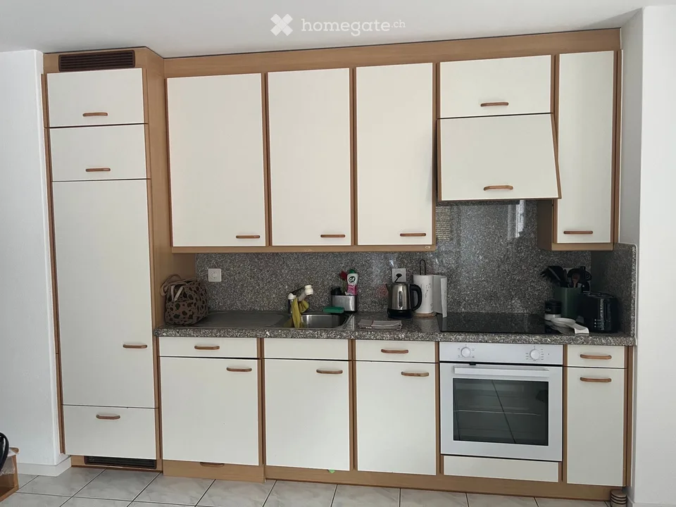 Sublessee for 2.5 rooms in Gudo