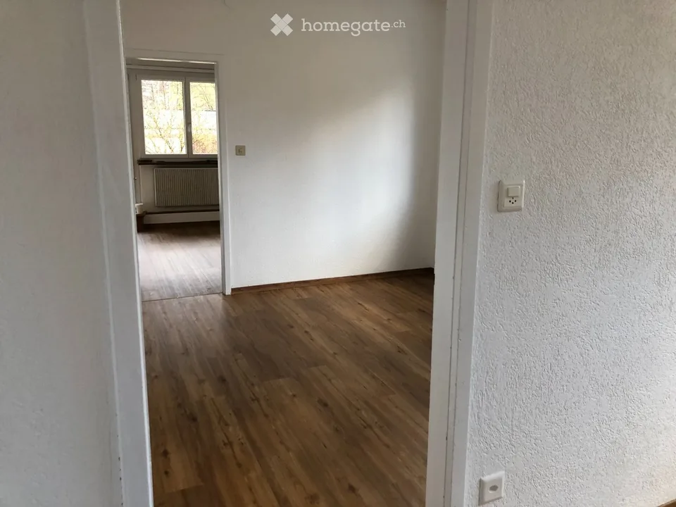 Vier-Zimmer-Wohnung