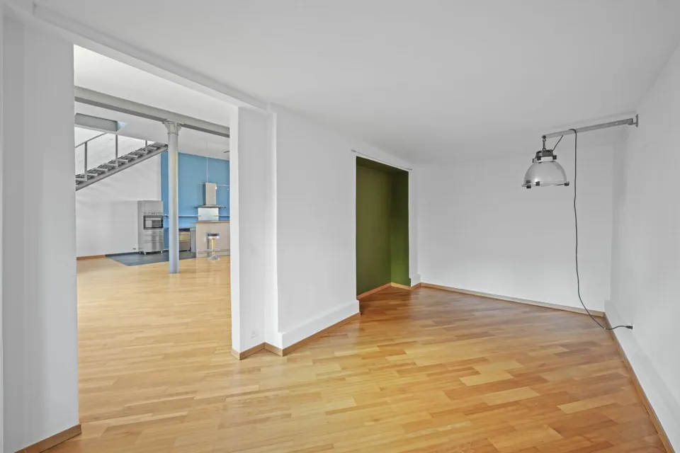 Einzigartiges, historisches Loft-Haus mit Seesicht und viel Raum zum Wohnen und Arbeiten – Foto 22 von 32