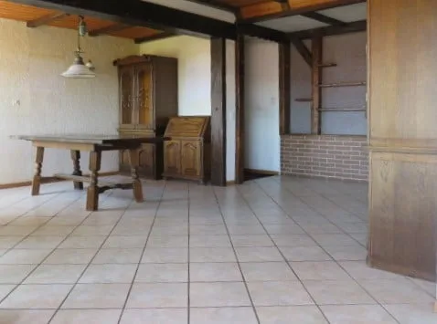 Familiäre Villa in einer sehr ruhigen Wohngegend mit schönem Blick auf den Chasseral